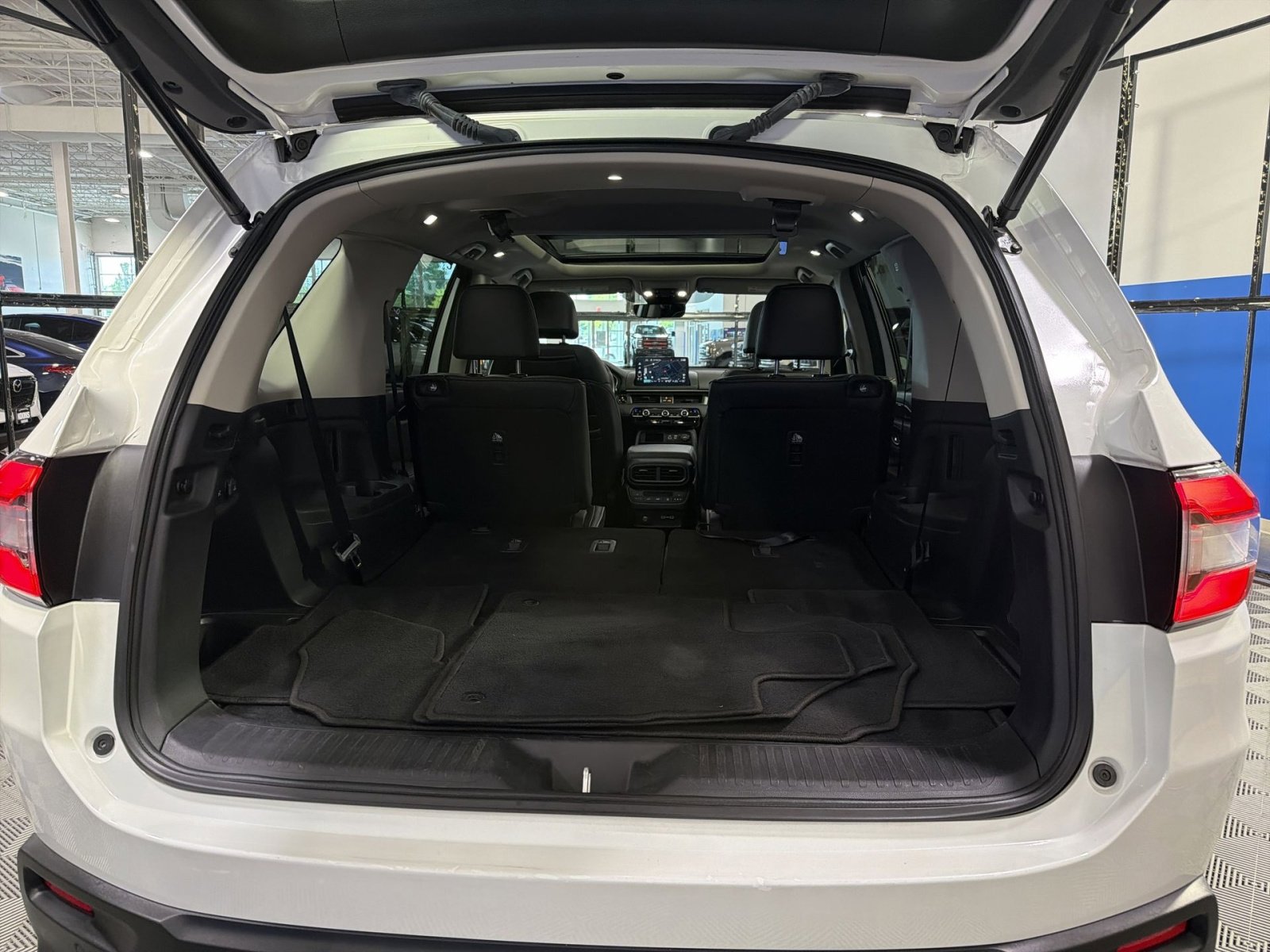 Used 2023 Honda Pilot Elite image 34