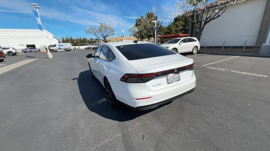 Certified 2025 Honda Accord SE image 7