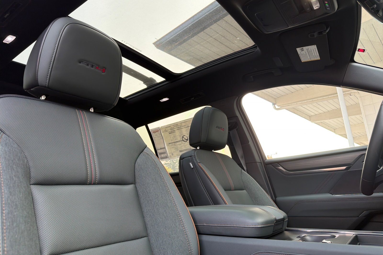 New 2026 GMC Acadia AT4 w/ LPO, Floor Liner Package AWD/4WD image 15