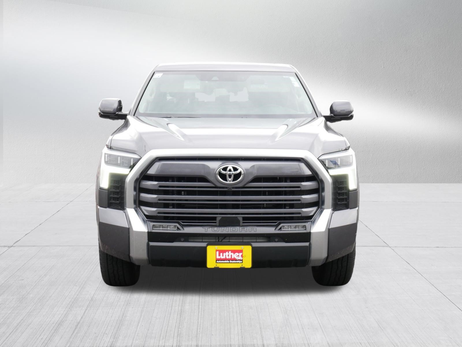 Used 2024 Toyota Tundra Limited AWD/4WD image 2