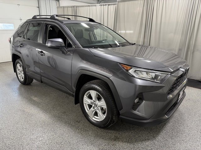 Used 2021 Toyota RAV4 XLE image 3