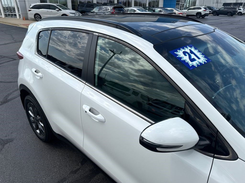 Used 2021 Kia Sportage S w/ S AWD Premium Package image 14