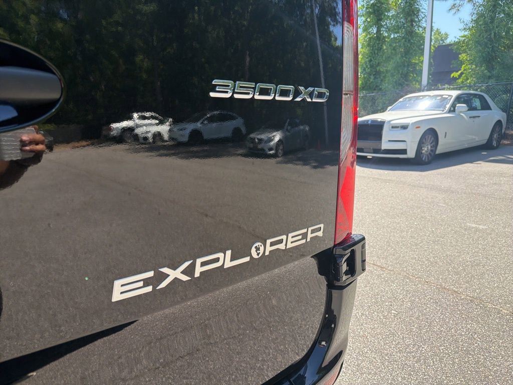 Used 2024 Mercedes-Benz Sprinter 3500 image 7