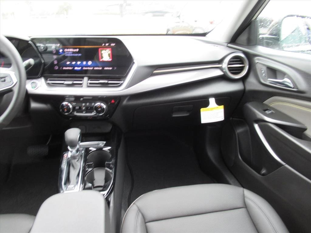 New 2026 Chevrolet Trax ACTIV w/ Sunroof Package image 13