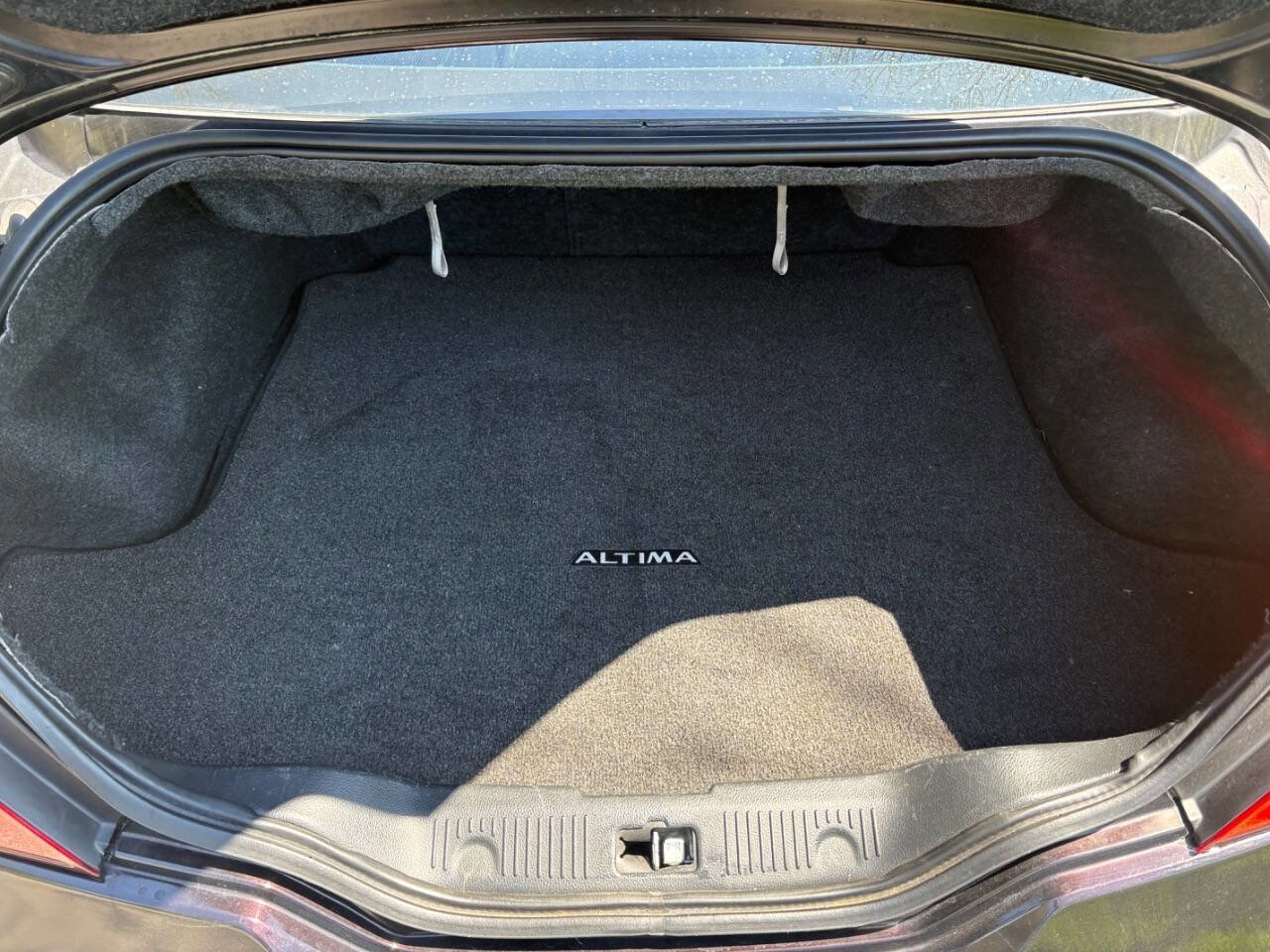 Used 2013 Nissan Altima 2.5 S w/ Premium Pkg image 31