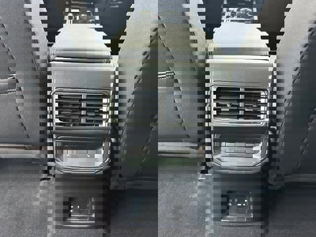 New 2026 Volkswagen Atlas Cross Sport SEL R-Line image 30