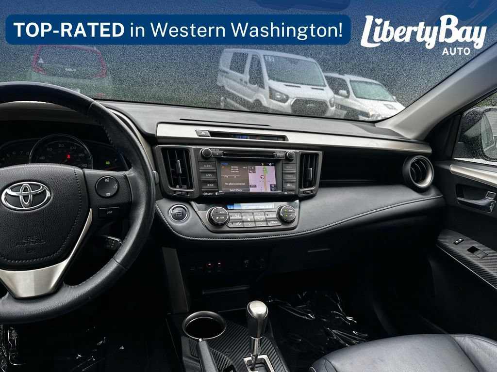 Used 2014 Toyota RAV4 Limited w/ Technology Package AWD/4WD image 26