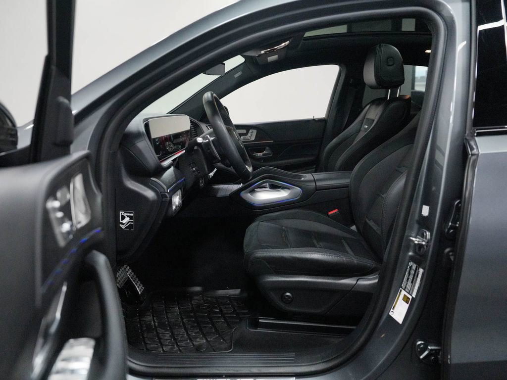 Used 2025 Mercedes-Benz GLE 53 AMG 4MATIC Coupe image 29