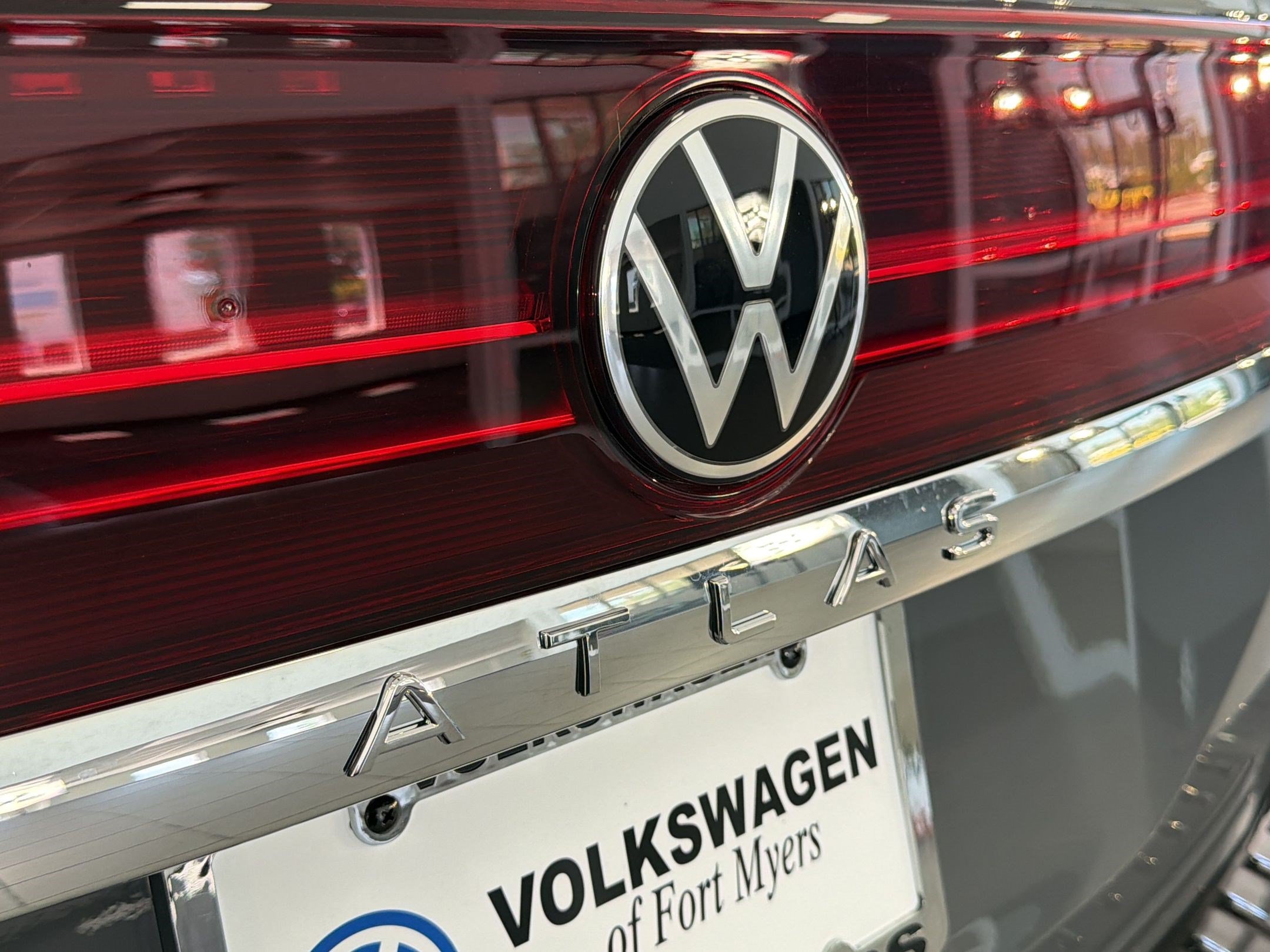 New 2026 Volkswagen Atlas SE FWD image 36