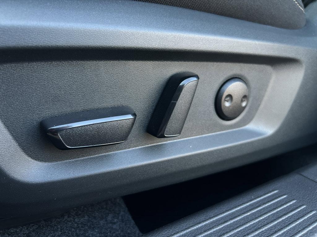 New 2026 Nissan Rogue SV image 12