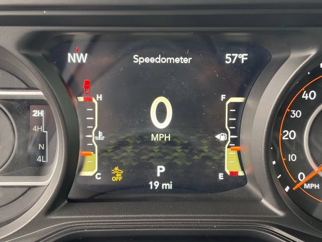 New 2026 Jeep Gladiator Mojave w/ Safety Group AWD/4WD image 19