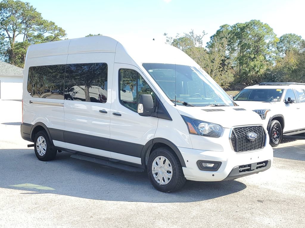 Used 2024 Ford Transit 350 XLT image 32