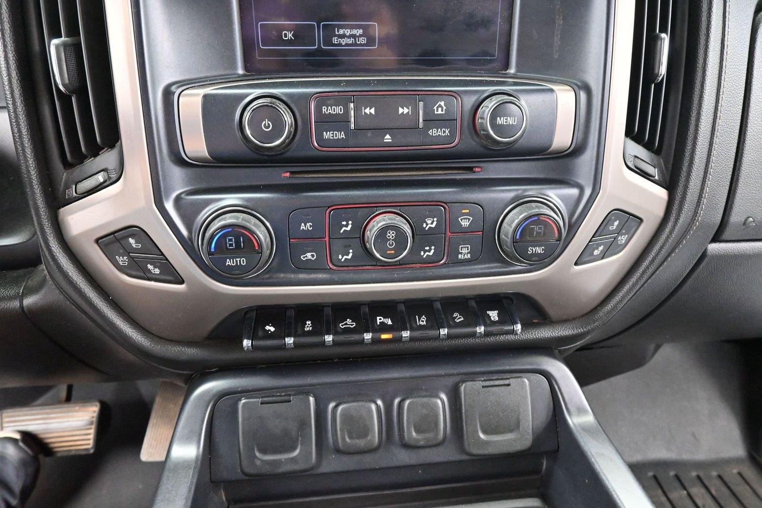 Used 2015 GMC Sierra 2500 Denali w/ Duramax Plus Package AWD/4WD image 24