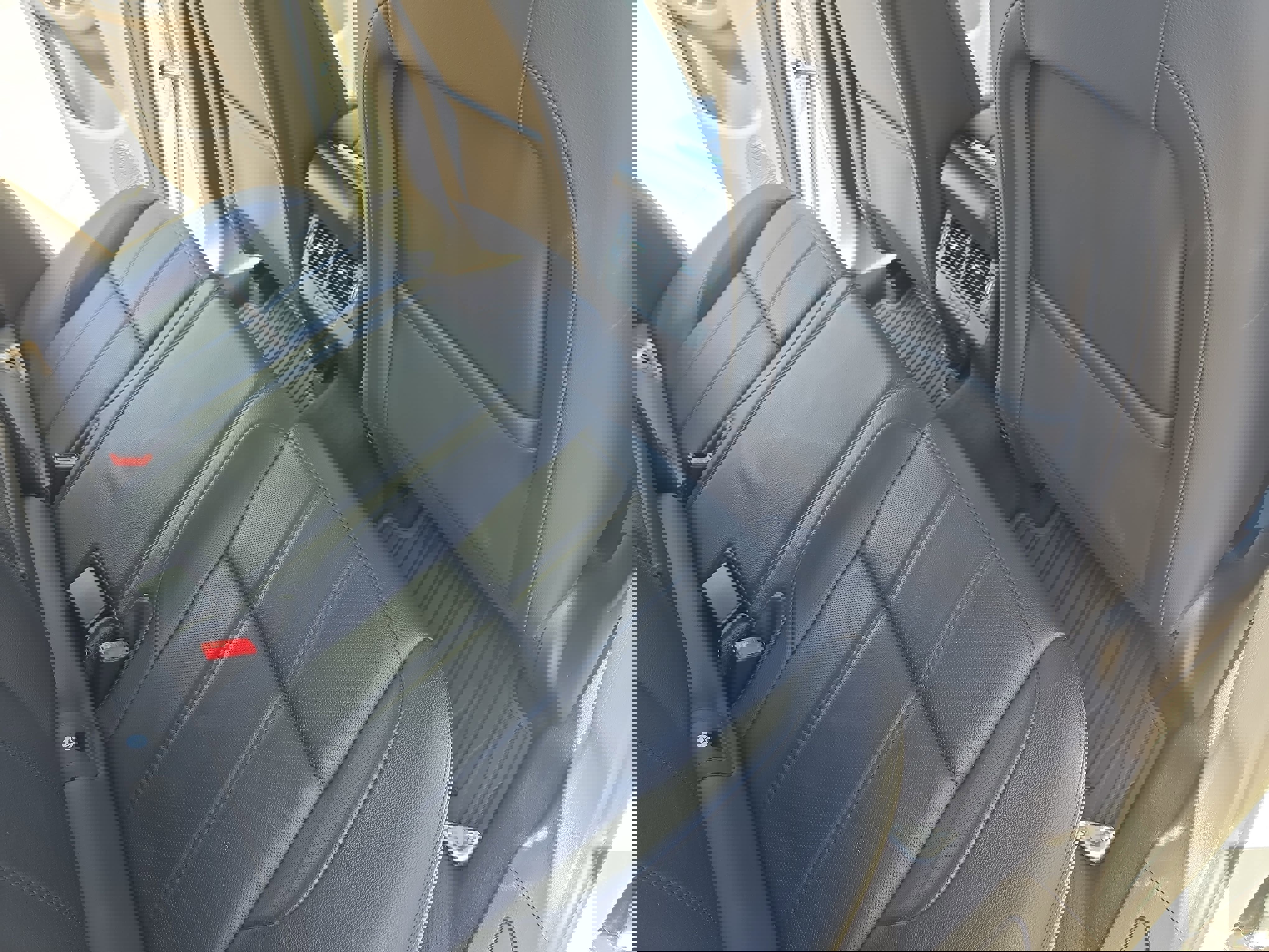 Certified 2023 Land Rover Range Rover Evoque SE image 11