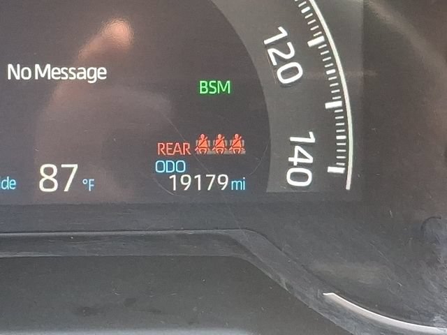 Used 2025 Toyota RAV4 XLE AWD/4WD image 22