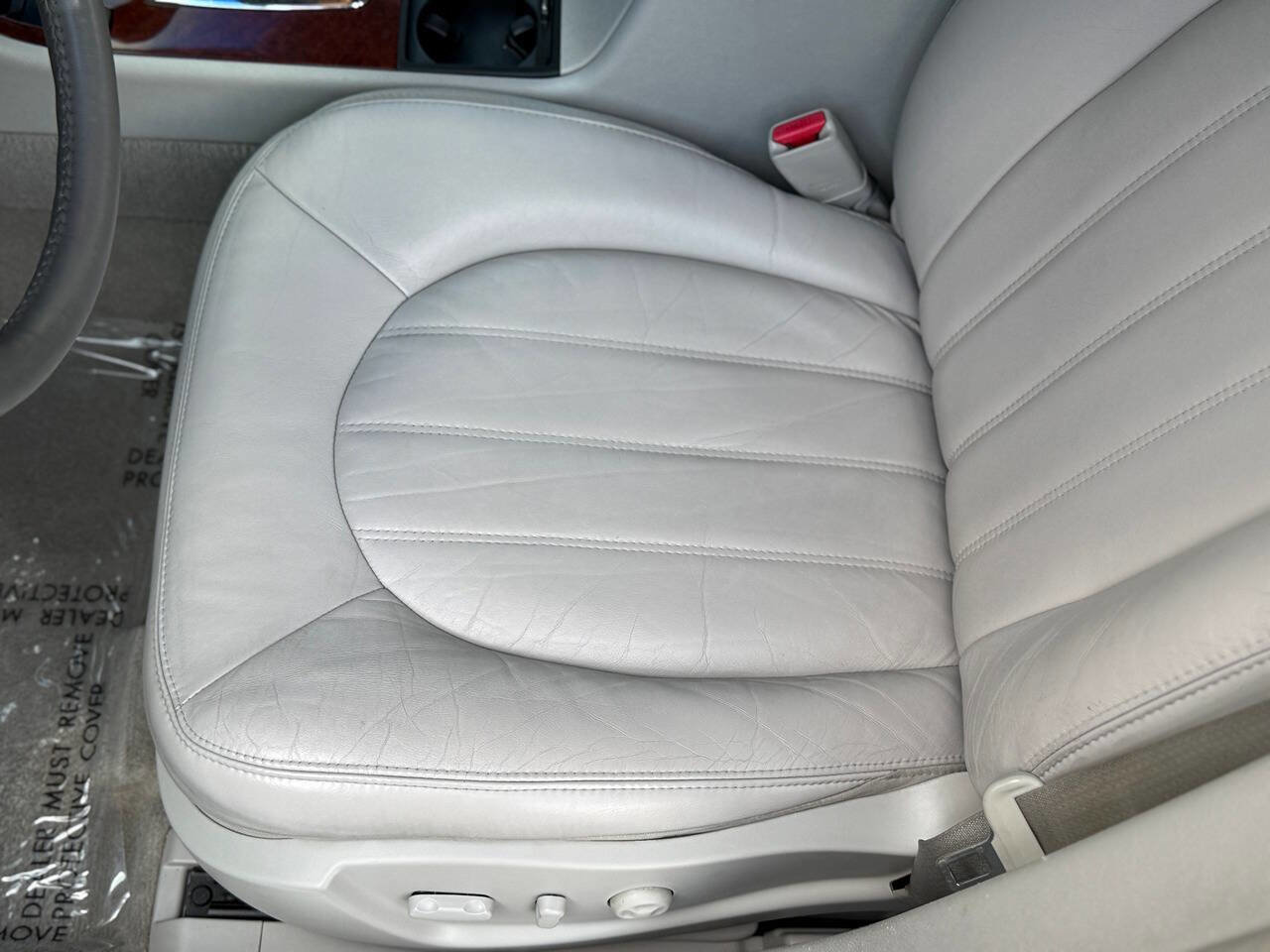 Used 2007 Buick Lucerne CXL w/ Luxury Package image 20