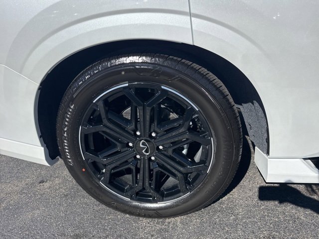 New 2026 INFINITI QX80 4WD w/ Sport Exterior Package image 5