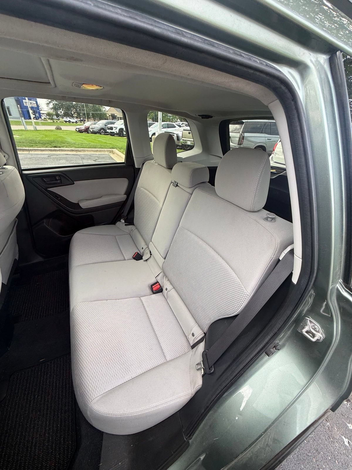 Used 2015 Subaru Forester 2.5i Premium AWD/4WD image 10