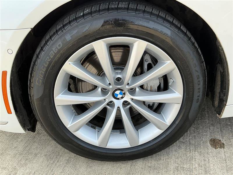 Used 2017 BMW 740i xDrive image 20