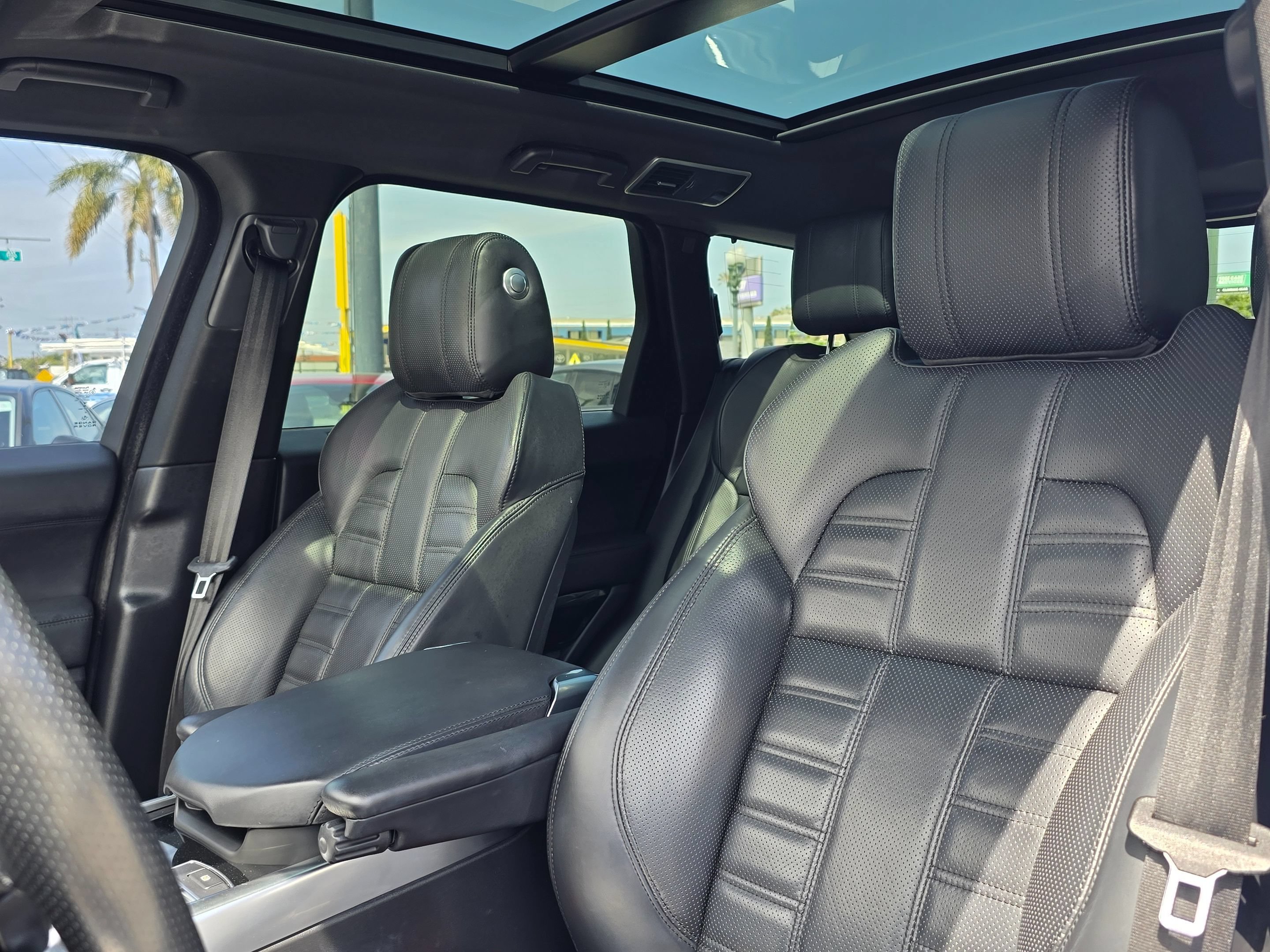 Used 2017 Land Rover Range Rover Sport Autobiography AWD/4WD image 18