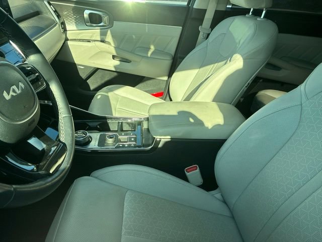 Certified 2023 Kia Sorento SX Prestige AWD/4WD image 4