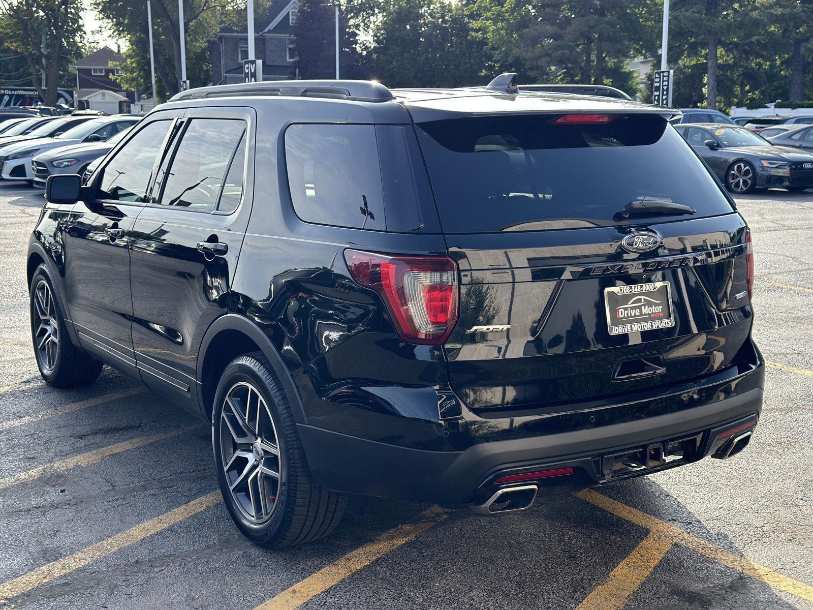Used 2017 Ford Explorer Sport w/ Equipment Group 401A AWD/4WD image 8
