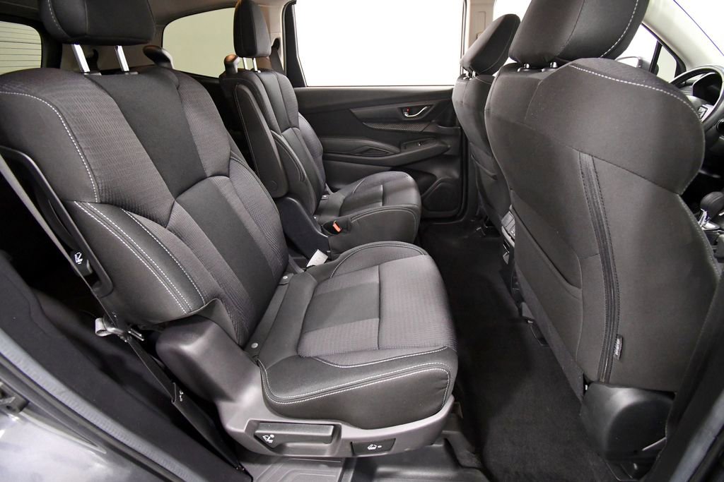 Used 2024 Subaru Ascent Premium w/ Convenience Package image 16