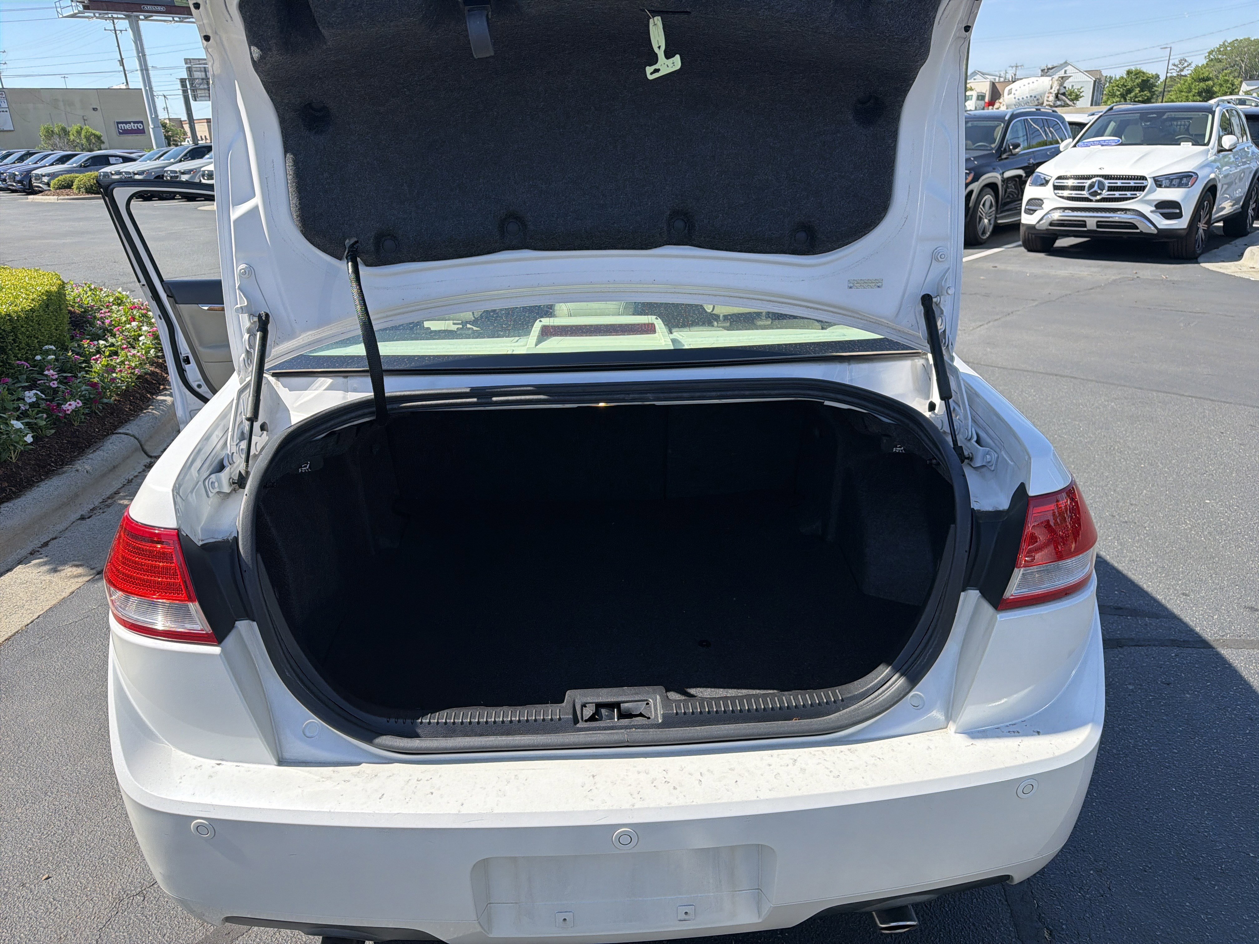 Used 2012 Lincoln MKZ FWD image 34