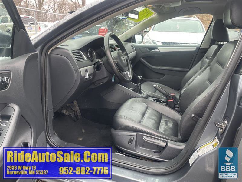 Used 2013 Volkswagen Jetta SE image 9