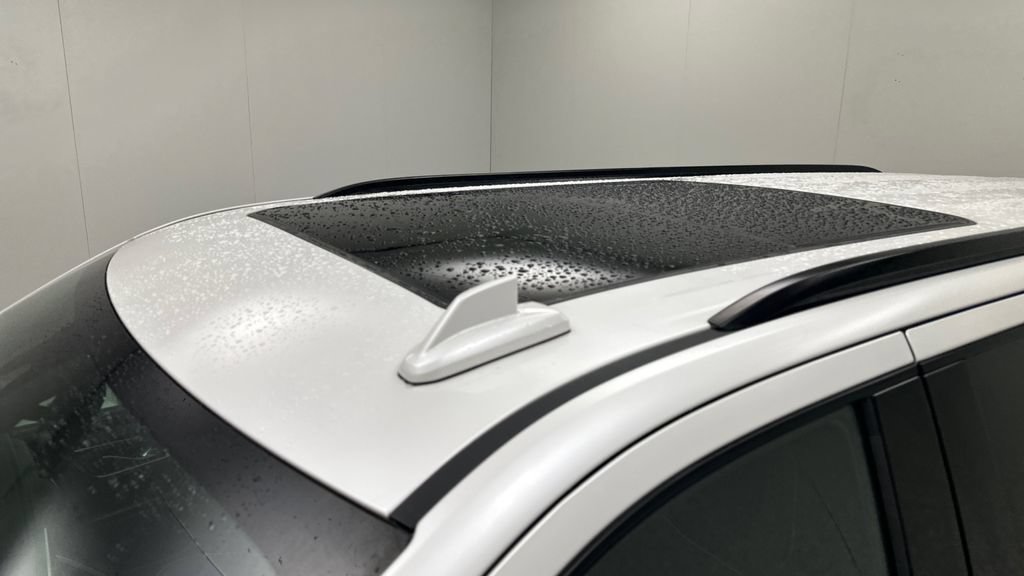 Used 2022 GMC Yukon XL AT4 AWD/4WD image 12