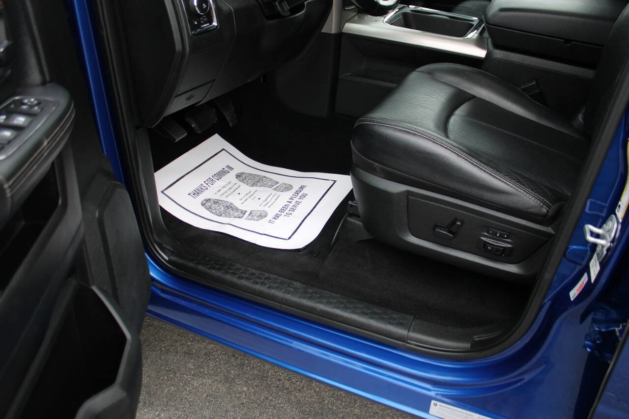 Used 2018 RAM 3500 Laramie w/ Snow Chief Group image 23