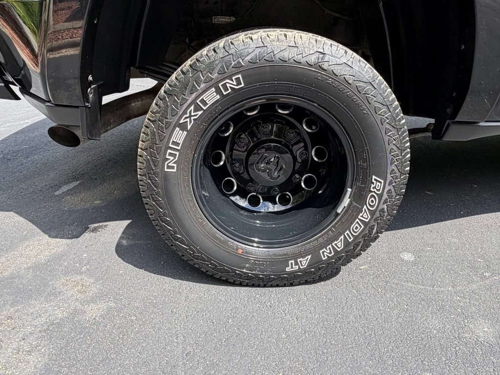 Used 2024 RAM 3500 Limited w/ Night Edition AWD/4WD image 31