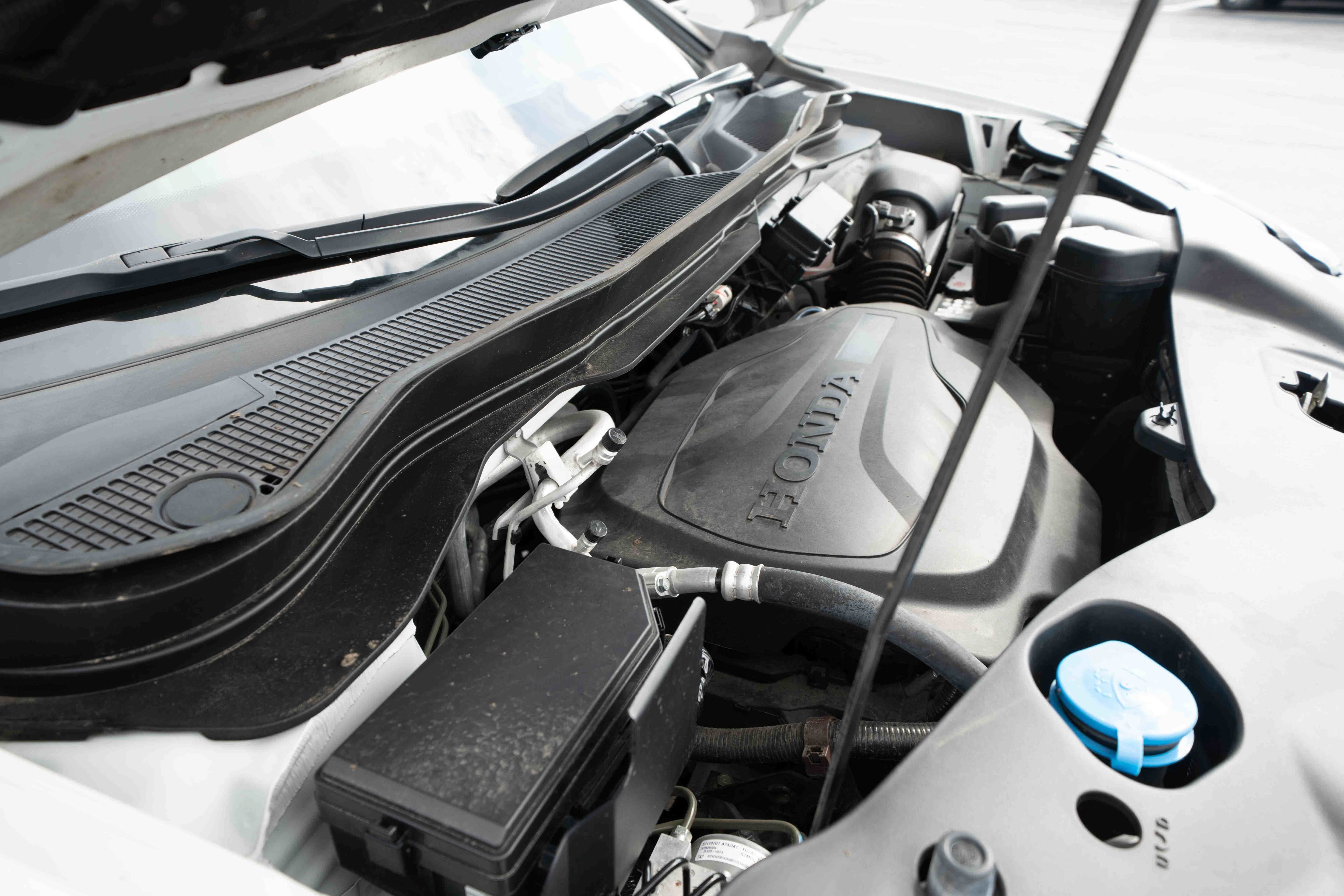 Used 2022 Honda Pilot Sport image 32