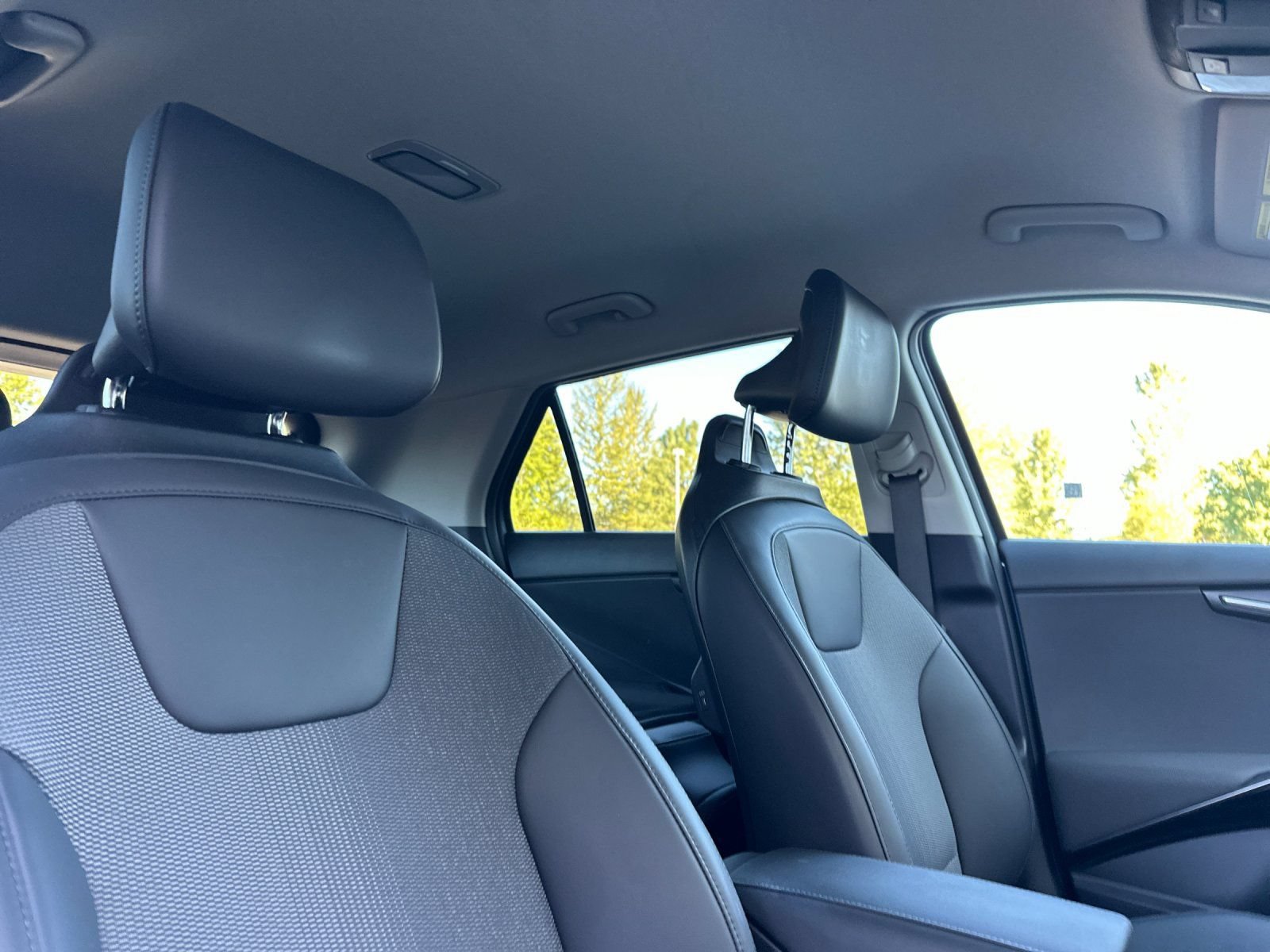 Used 2023 Kia Niro Wind w/ Wind Preserve Package FWD image 17