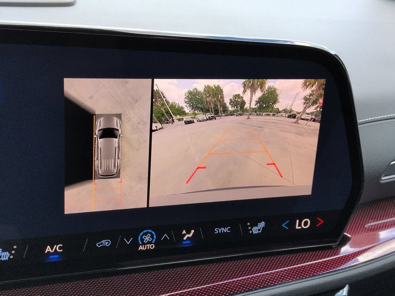 New 2026 Chevrolet Traverse Z71 w/ Enhanced Driving Package AWD/4WD image 19