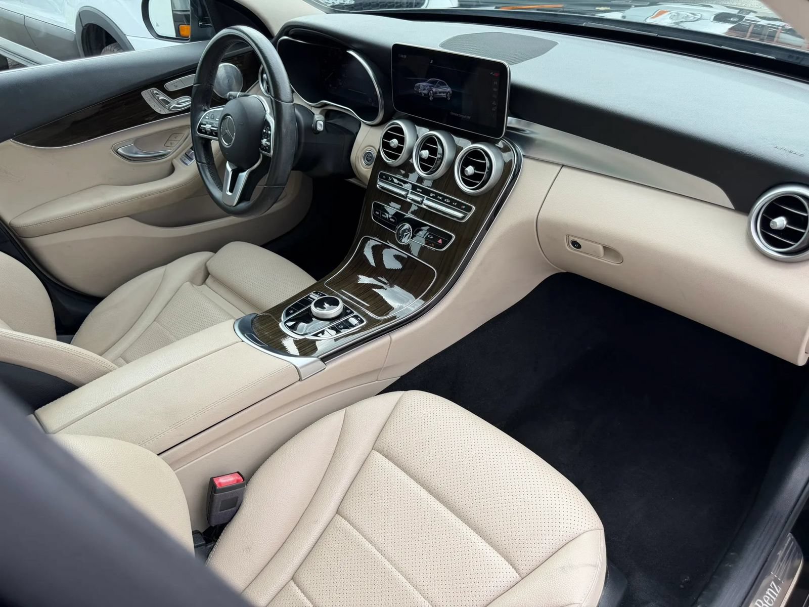 Used 2021 Mercedes-Benz C 300 Sedan w/ Premium Package image 26
