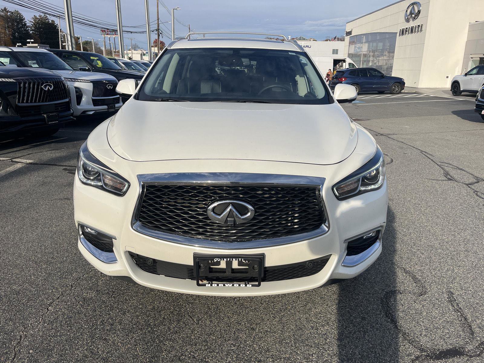 Used 2019 INFINITI QX60 Luxe w/ Sensory Package image 8