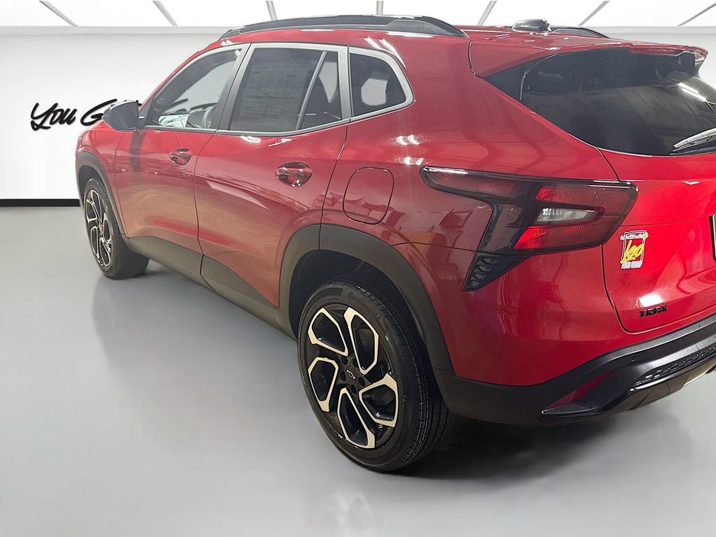 New 2026 Chevrolet Trax RS w/ Driver Confidence Package image 7