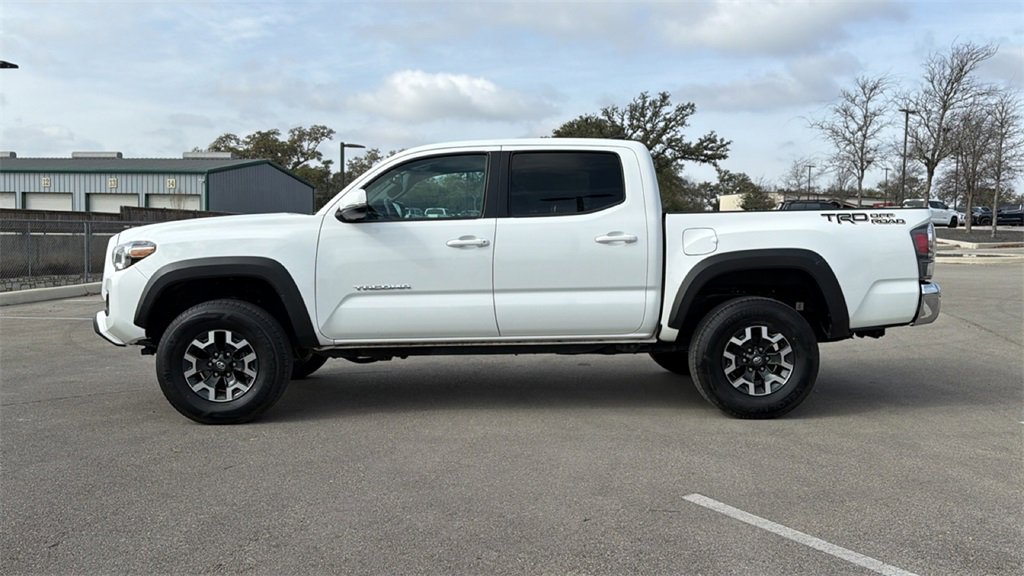 Certified 2023 Toyota Tacoma TRD Off-Road image 12