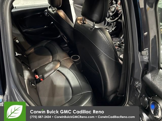 Used 2019 MINI Cooper S w/ Signature Upholstery Package FWD image 31