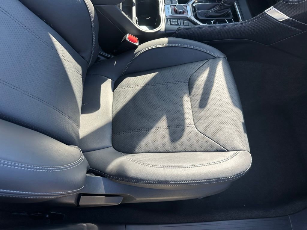 Used 2024 Subaru Forester Limited image 18
