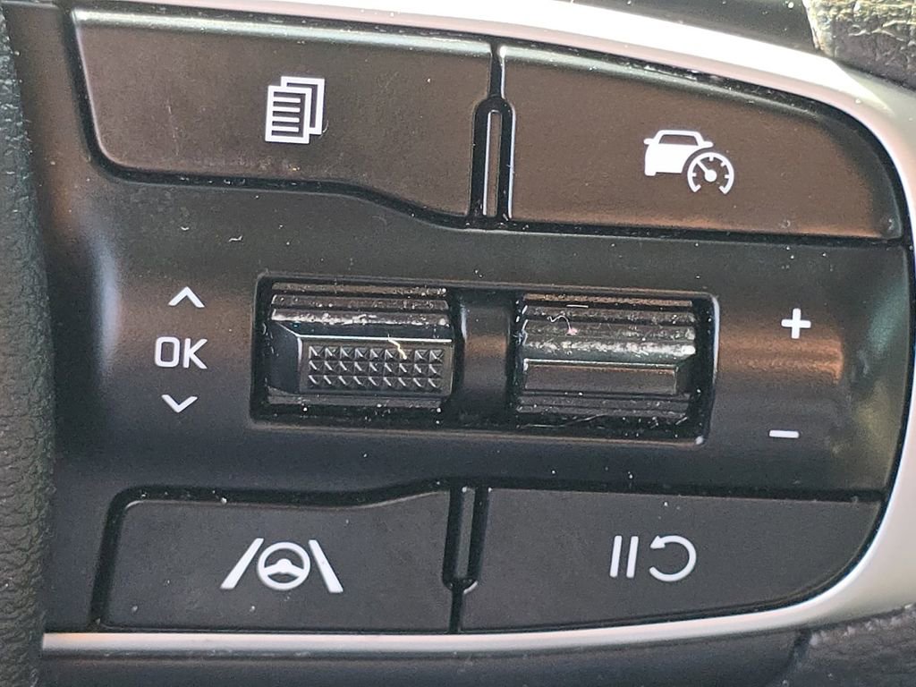 Used 2023 Kia Sportage LX image 31