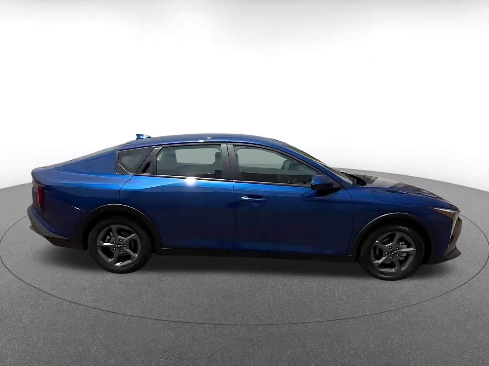 Used 2026 Kia K4 FWD image 15