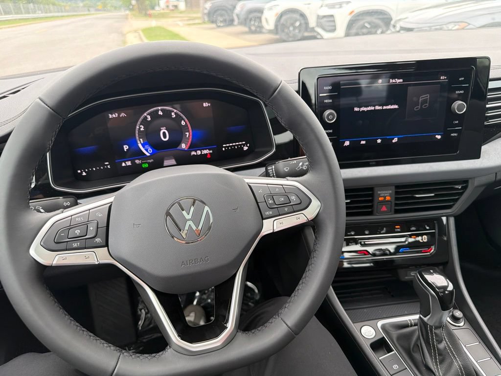 New 2026 Volkswagen Jetta SE FWD image 13