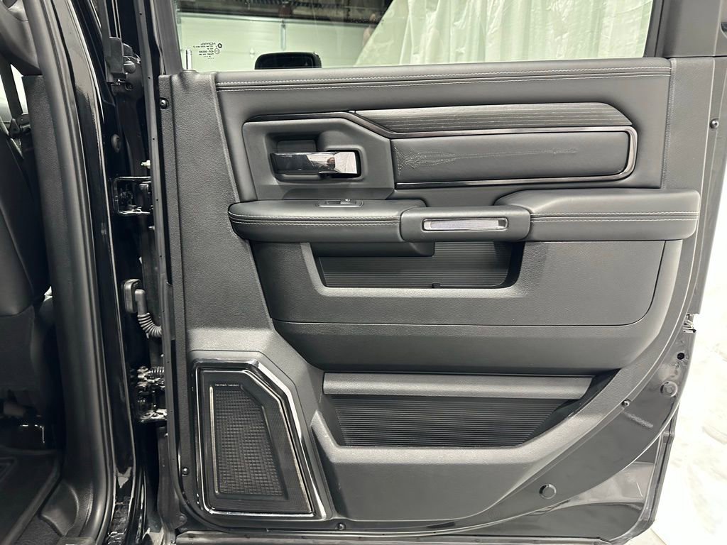 Used 2024 RAM 2500 Limited image 47