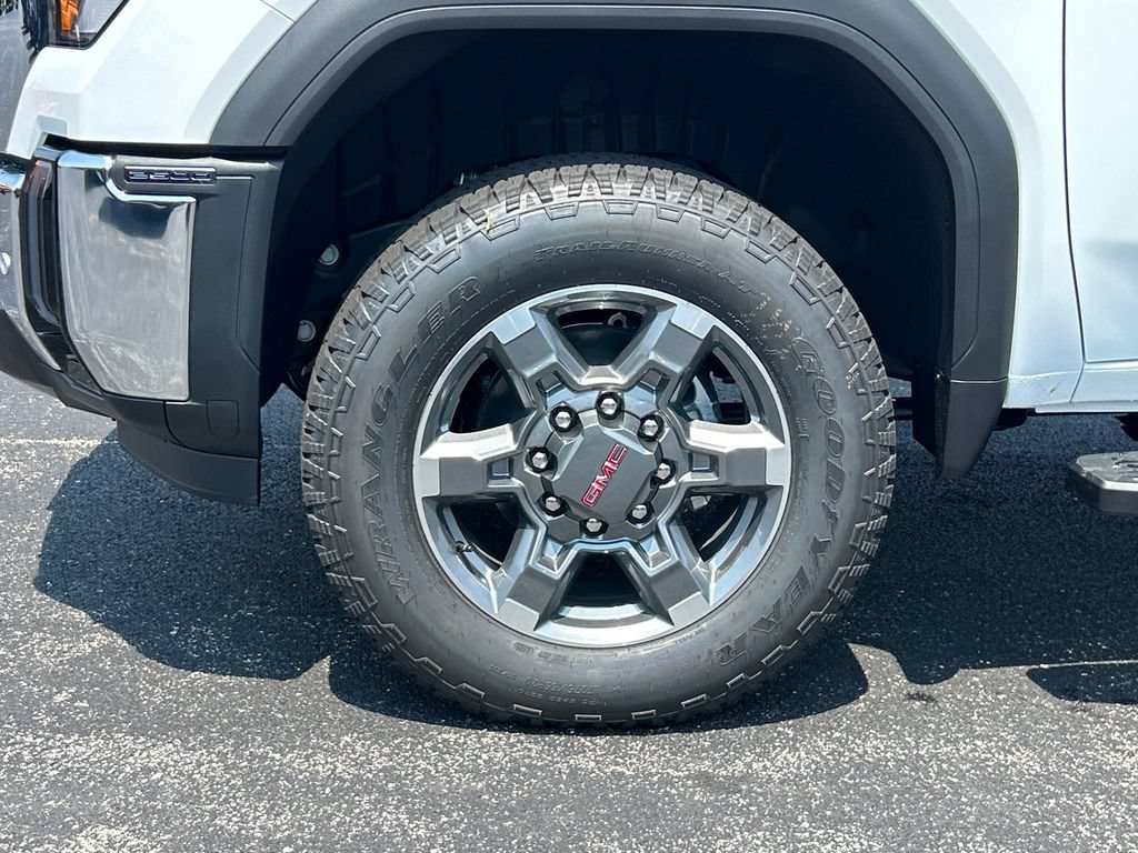 New 2026 GMC Sierra 2500 SLT w/ SLT Premium Package AWD/4WD image 13