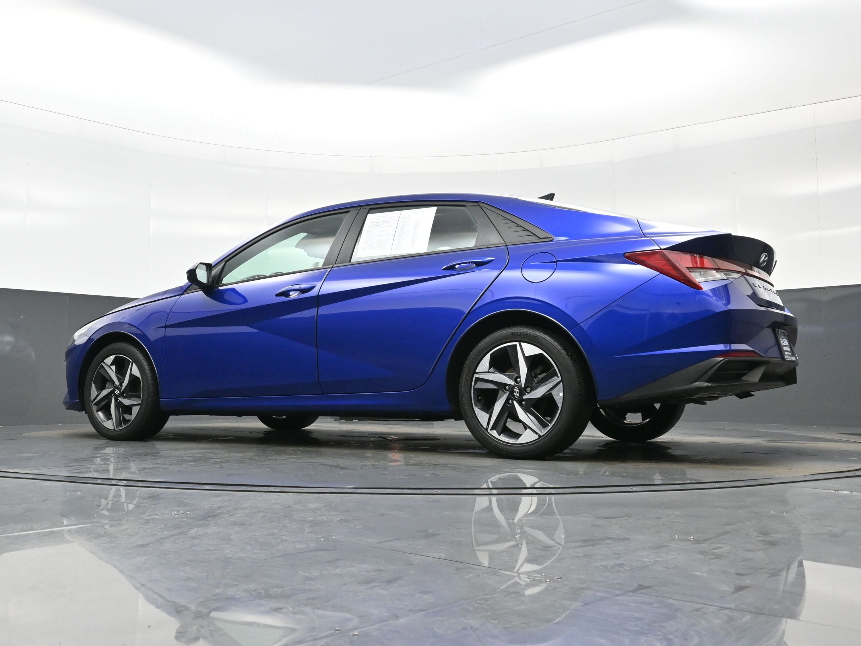 Used 2023 Hyundai Elantra SEL w/ Convenience Package image 27