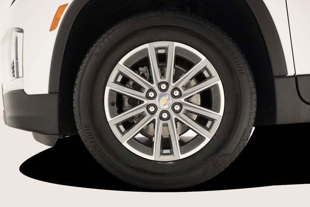 Used 2023 Chevrolet Traverse LT image 9