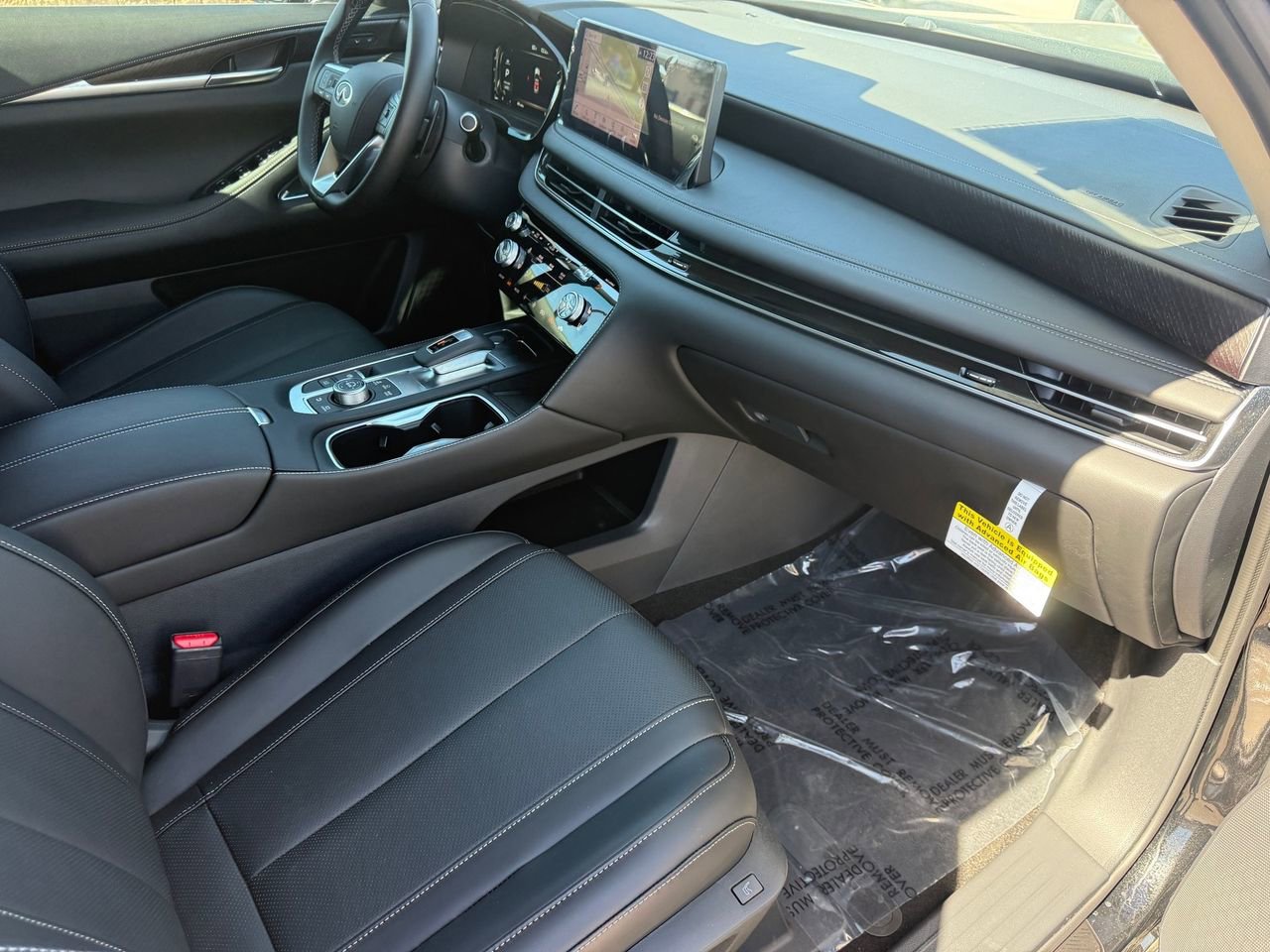 New 2025 INFINITI QX60 Sensory w/ Vision Package image 32