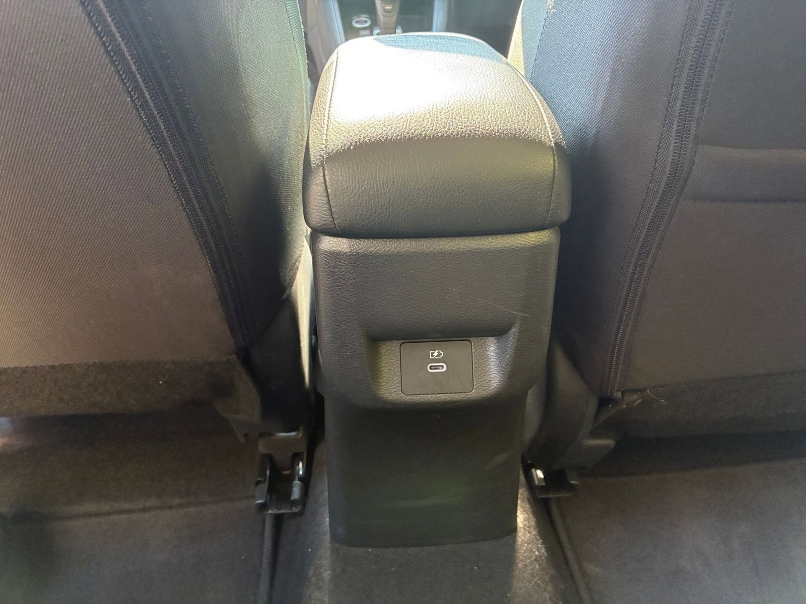 Used 2025 Nissan Versa SV image 24